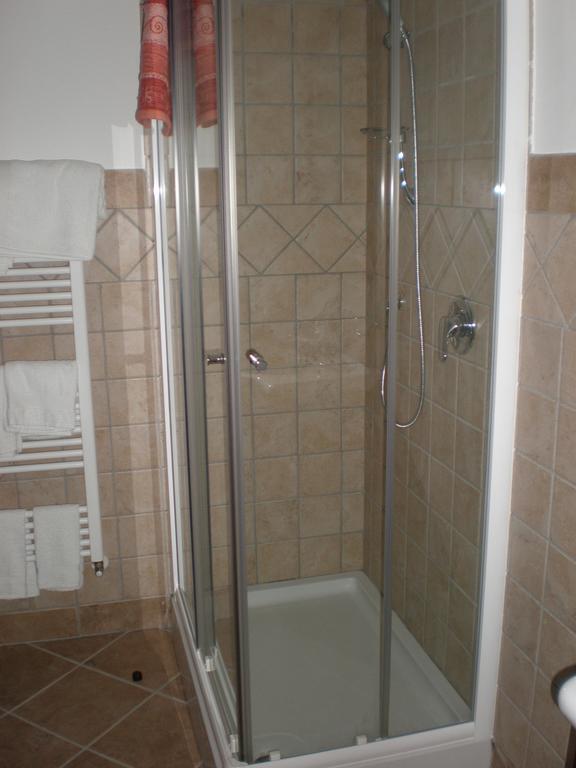 Orchidea Selvatica B&B Levice Rum bild